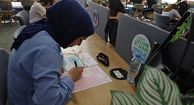 Büyükşehir’den gençlere üniversite yolunda sınav provası
