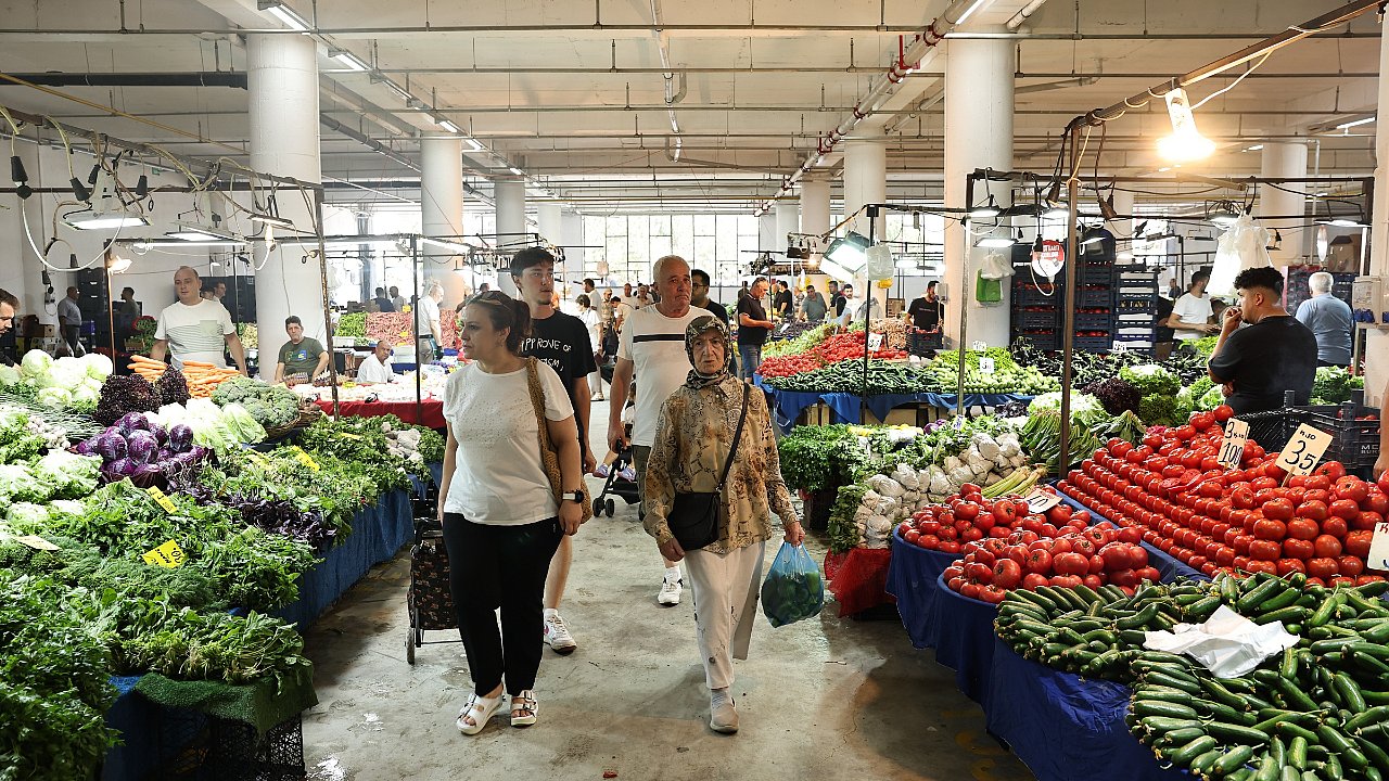 Ataevler Kapalı Pazar Alanı hizmete açıldı