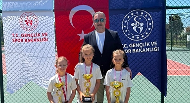 Osmangazi Belediyespor Teniste Gururlandırdı